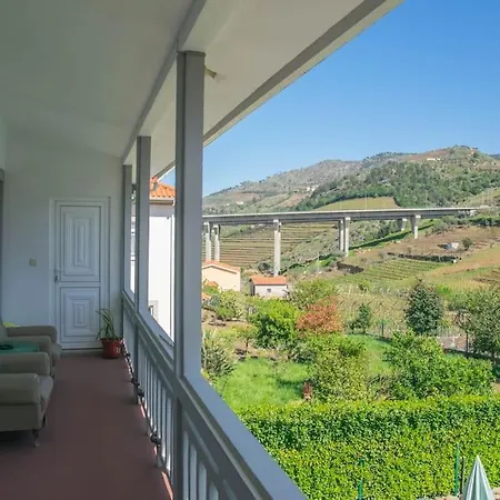 Дом отдыха Cosy Historical House In - Quinta Do Cabo