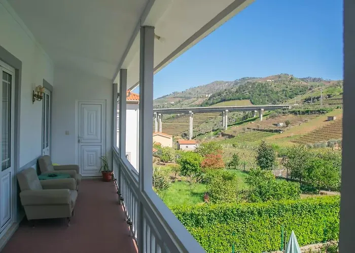 Ferienhaus Cosy Historical House In - Quinta Do Cabo
